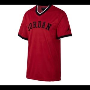 Meet your Posher, Tay